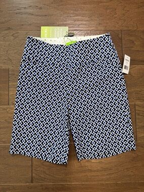 Swing Control Women’s Geometric Pattern Golf Bermuda Short